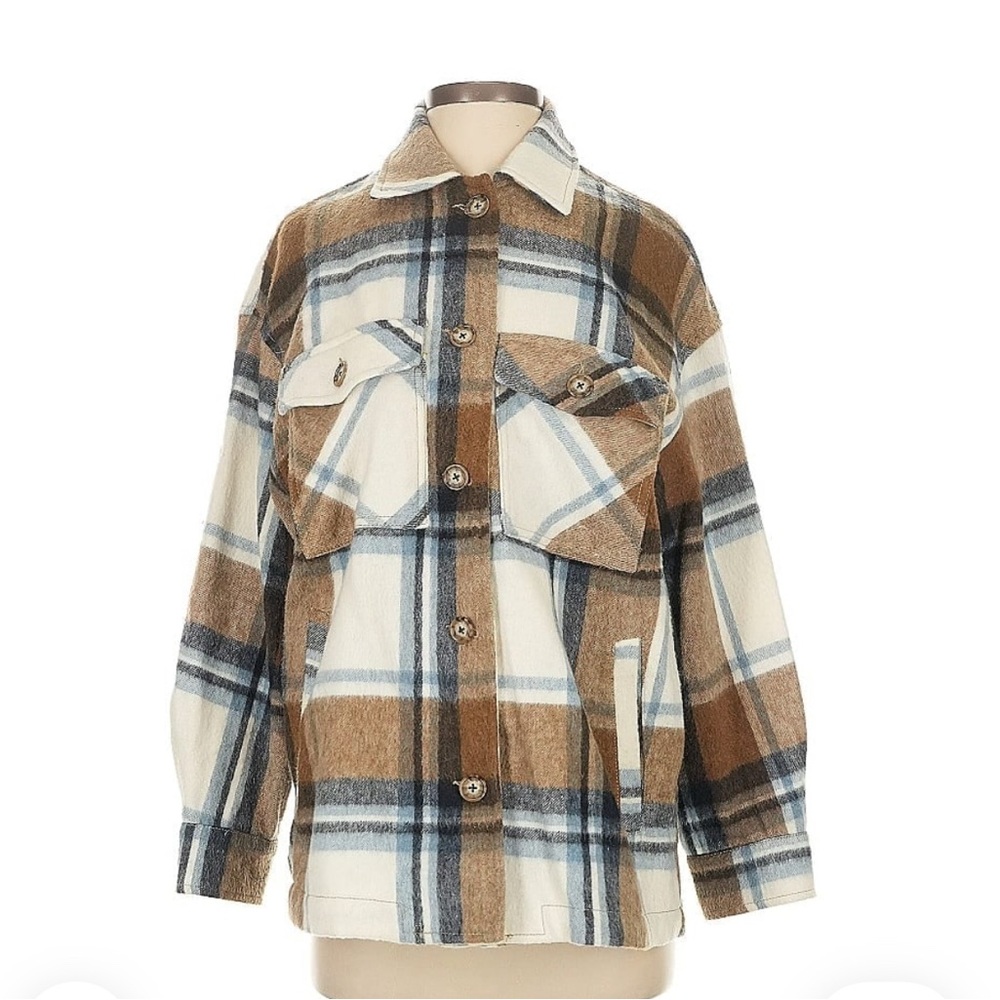 Women’s Plaid Shacket (shirt jacket)